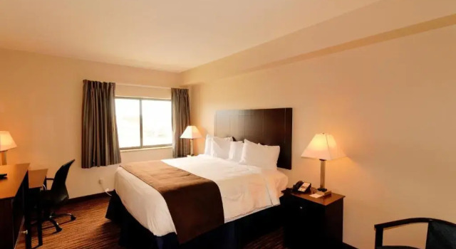Двухместный номер Standard Cobblestone Inn & Suites - Denison | Oak Ridge