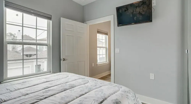 Апартаменты Bright Houston Retreat - 8 Mi to Downtown