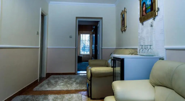 Parish Bull Hotel, Varaa Hotelli Hotellit Northern Great Plain uima-altaalla, Uima-allas