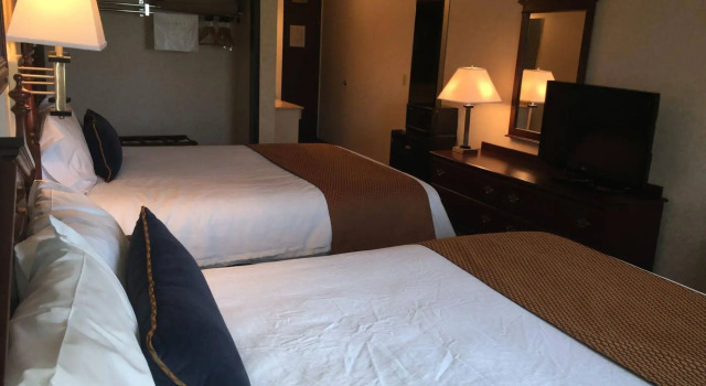 Grand Hinckley Inn, Rezervați Hotel Hinckley 