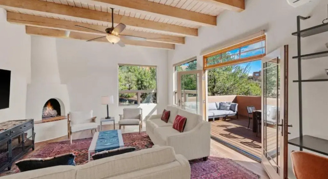 Коттедж с 3 комнатами La Marta - Spacious and Contemporary, Fantastic Outdoor Spaces
