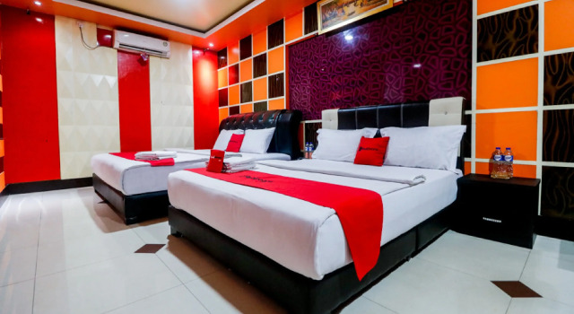 RedDoorz Plus near DC Mall Batam, Prenota Hotel Hotel economici a Nagoya