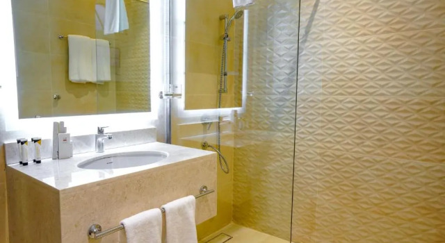 Вилла Deluxe с 4 комнатами Meral Oasis Hotel Villas