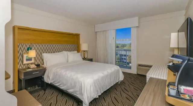 Двухместный номер Standard с балконом и с видом на город Holiday Inn Resort Oceanfront at Surfside Beach by IHG
