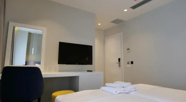Двухместный номер Standard с балконом Hotel Teuta