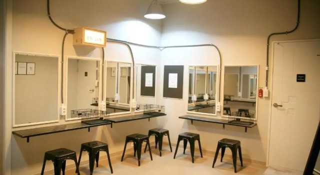 Кровать в общем номере (женский номер) Minihotel Poongdaengi