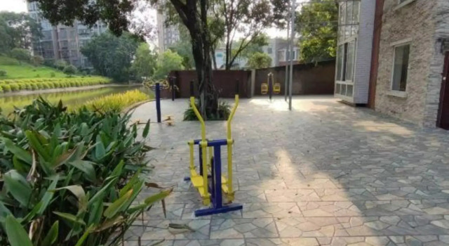 Bishan Hushang Hotel, Prenota Hotel Hotel a Chongqing Area con parcheggio, Parcheggio