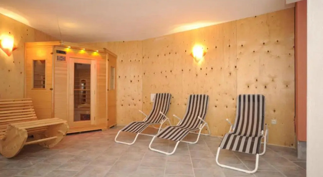 Appartementhaus Hochegg, Book Hotel Hotels in Poelstal with Parking, Parking