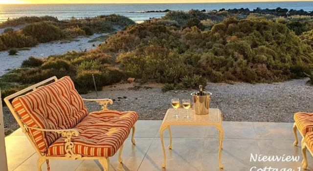 Коттедж с 2 комнатами с видом на море Nieuview Cottage 1 - Cottage 2 - Cottage 3