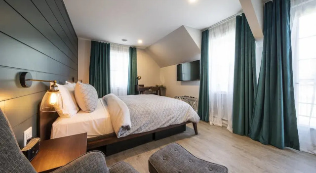 Номер Superior Square Victoria Maison Hôtelière
