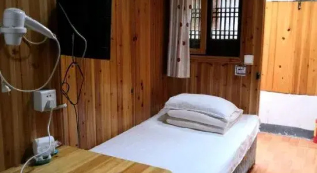 Hongcun Small House