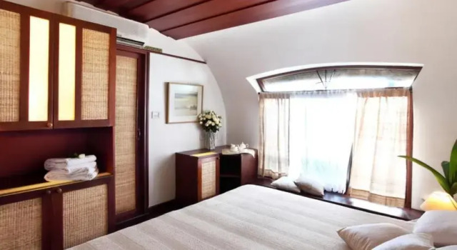 All Houseboats, Book Hotel Muhamma New Delhi