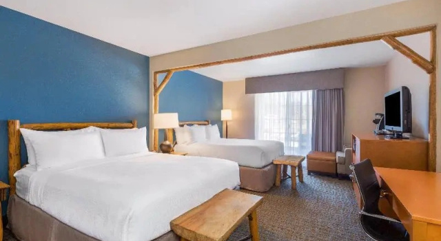 Двухместный номер Standard с балконом и с красивым видом из окна Holiday Inn Resort The Lodge at Big Bear Lake by IHG