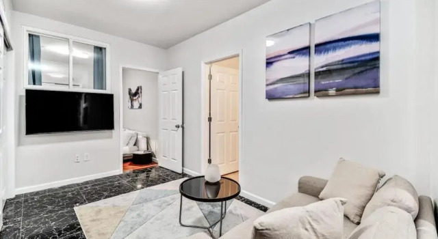 Апартаменты Cozy 1BD Steps Away From Convention Center