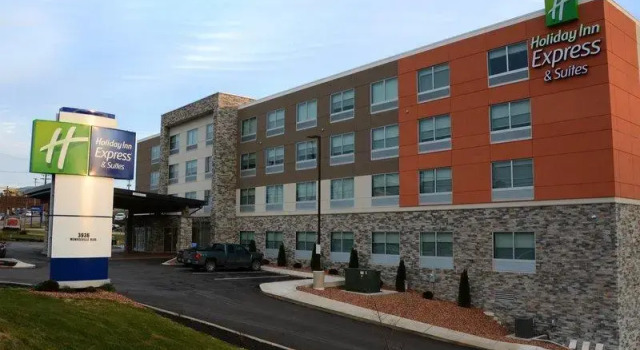 Люкс Holiday Inn Express & Suites - Pittsburgh - Monroeville by IHG