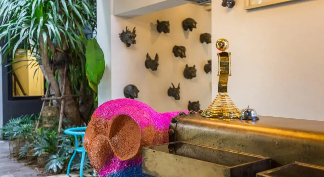 River Art Hotel, Забронировать Отель Отели Чиангмай с парковкой, рядом с Частная школа The Prince Royal's College, Парковка