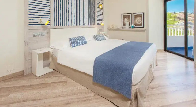 Двухместный люкс Senior Corallium Beach by Lopesan Hotels