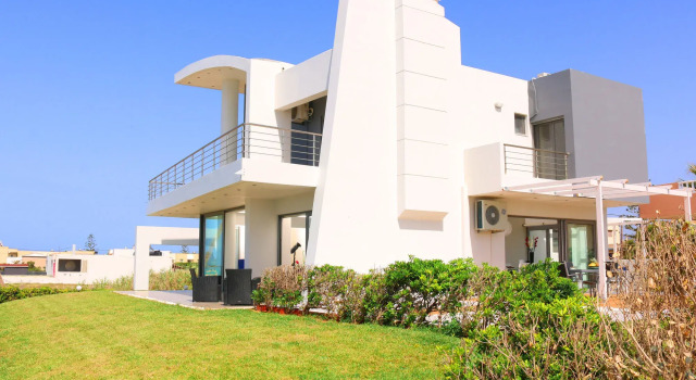 Villa Almyra