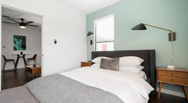 Апартаменты Abode Houston - Montrose Downtown