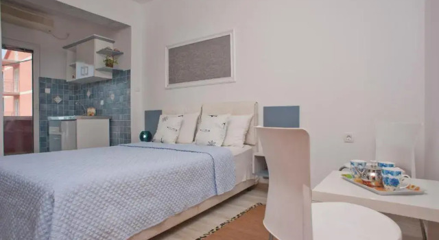 Студия Apartments Gold