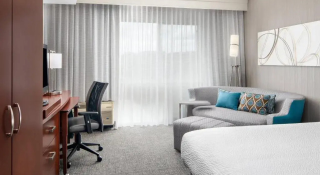 Номер Standard Courtyard by Marriott Raleigh North