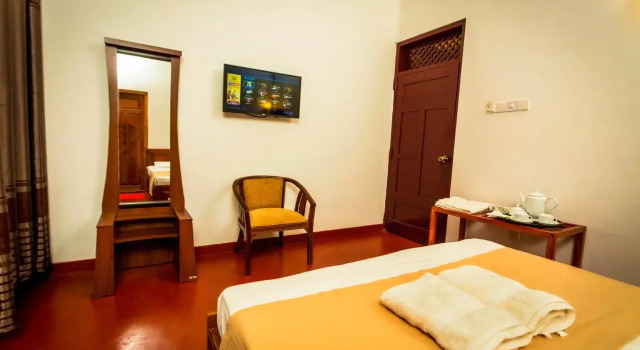 Dayanithi Guest House