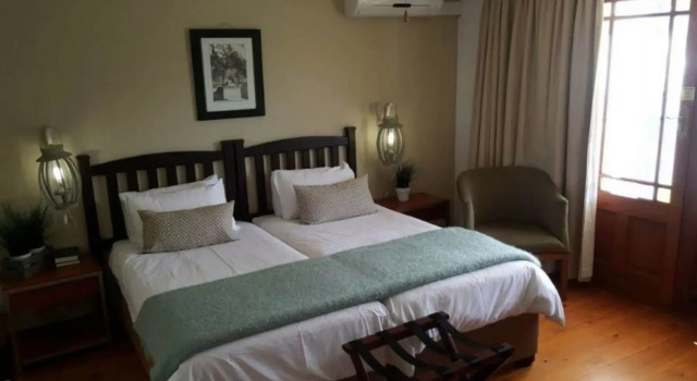 Le Bay Lodge