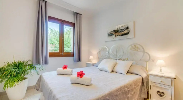 Villa Celia ID: 83493, Book Villa Cottages in Alcudia, Cottage