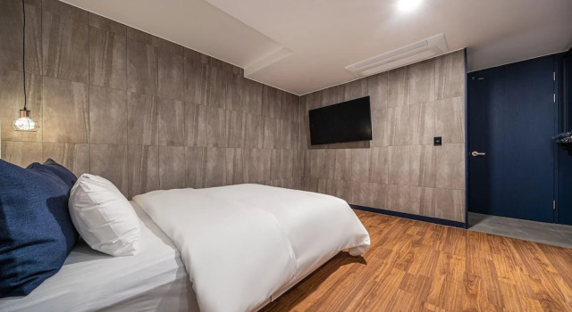 Stay Month Hotel