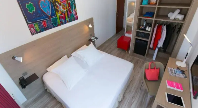 Одноместный номер Standard Grand Hôtel Dauphiné Toulon, Boutique Hôtel & Suites
