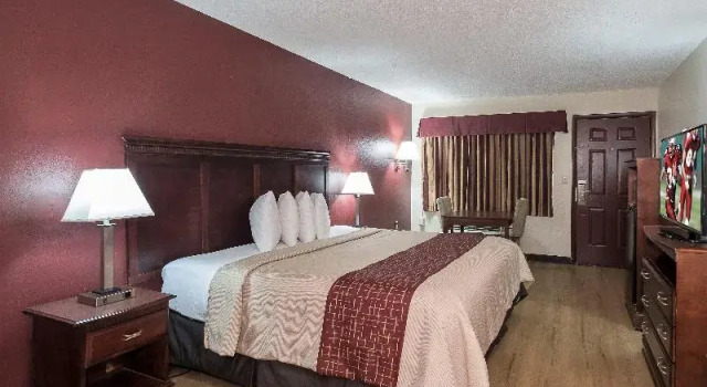 Номер Standard Red Roof Inn Chipley