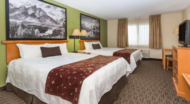 Четырёхместный номер Standard Super 8 by Wyndham Wheatland Wyoming