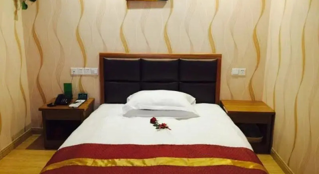 Двухместный номер Standard GreenTree Alliance Jiangsu Nantong Haimen Dieshiqiao Xiunv Rd Pedestrain Street Road