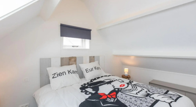 Wonderfully Quiet Situated in Polder near Beach, Book Vacation Home Vlissingen 