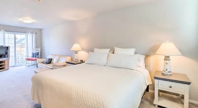 Коттедж Pet-Friendly Rockaway Beach Home w/ Fire Pit