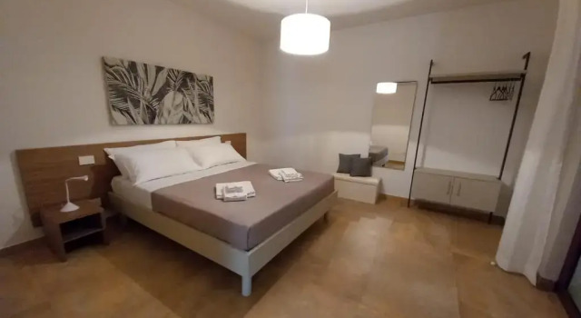 Апартаменты Цокольный этаж Le 3 Rose apartments