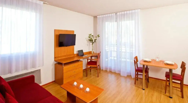 Апартаменты c 1 комнатой Séjours & Affaires Genève Saint Genis
