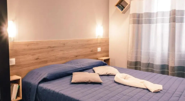 Affittacamere Orchidea for Tourists Hesperia Hosp, Book Guesthouse Modena Emilia-Romagna, near The Synagogue