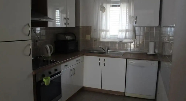 Апартаменты с 3 комнатами с балконом и с видом на море Apartments Ivica