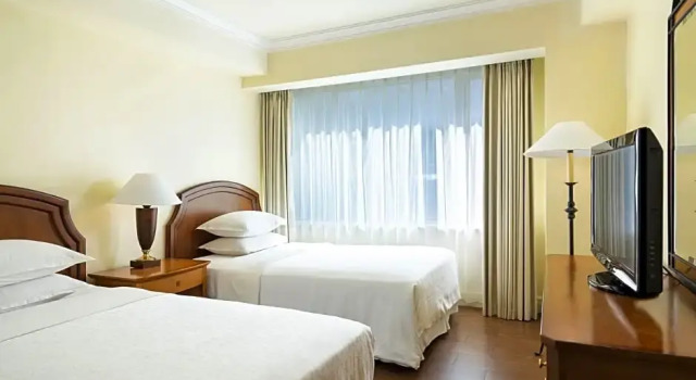 Camera quadrupla familiare Standard 2 camere Sheraton Surabaya Hotel & Towers
