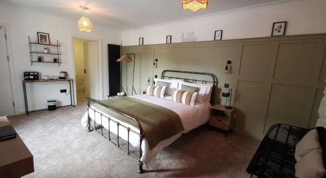 The Wolfe Inn Wolfscastle, Забронировать Гостевой дом Хаверфордуэст Пембрукшир