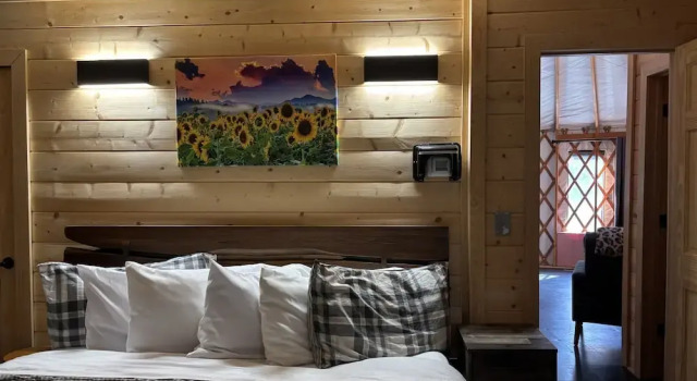 Семейное бунгало с видом на горы Maggie Valley Cabin Rentals