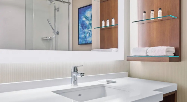 Люкс Delta Hotels by Marriott Ashland Downtown