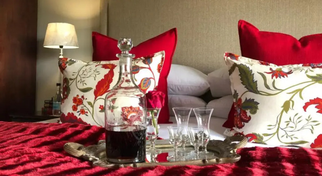 Jovali, Book Hotel Hoteller i Bethlehem med parkering, Parkering