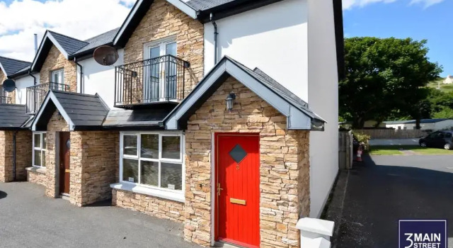 3 MAIN STREET DOWNINGS, Buchen Sie Hotel Downings Donegal County