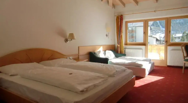 Трёхместный номер Standard Hotel Bambi Am Park