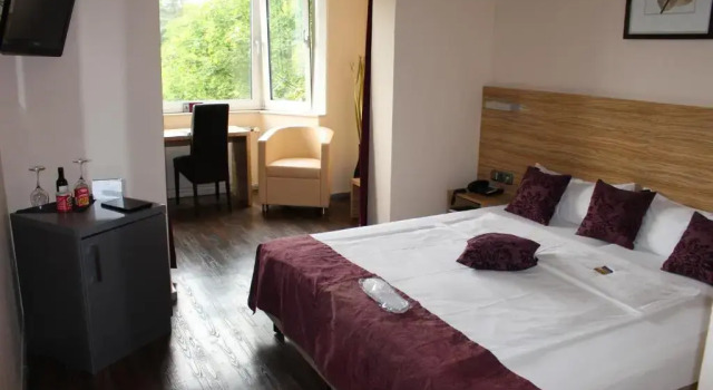 Двухместный номер Comfort Hotel Bonjour