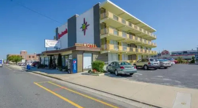 Landmark Motel, Book Motel Hoteller i Wildwoods Beach med parkering, Parkering