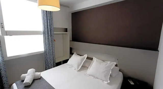 Двухместный номер Standard Easy Sants by Bossh! Hotels