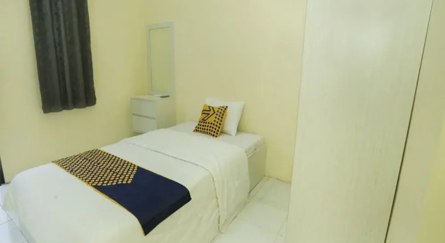 OYO 91635 Wisma Terace House, Book Hotel Jakarta Jakarta Province, near Binus University